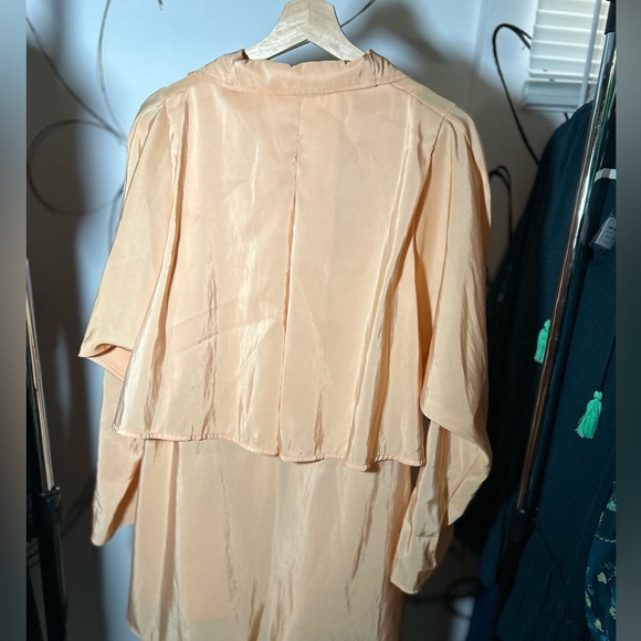 Maralyce Ferree A-line Light Coral Midi Coat w/ Deep Pockets and Full Zip Medium - Picture 5 of 7